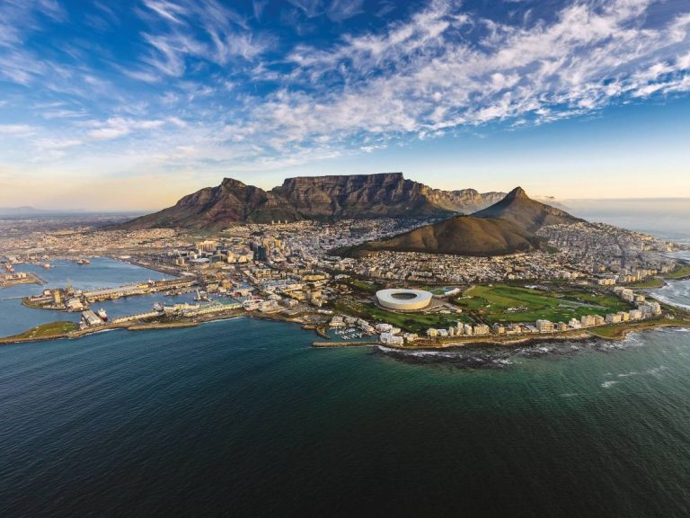 Table Mountain next to the water