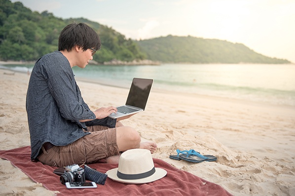 The Remote Workers Travel Guide: 5 Countries That Want You to Come Work