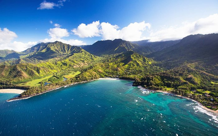 hawaii travel and tourism