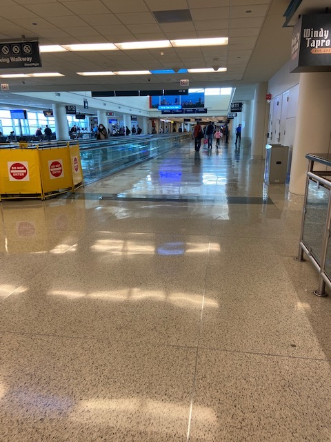 chicago-midway airport concourse