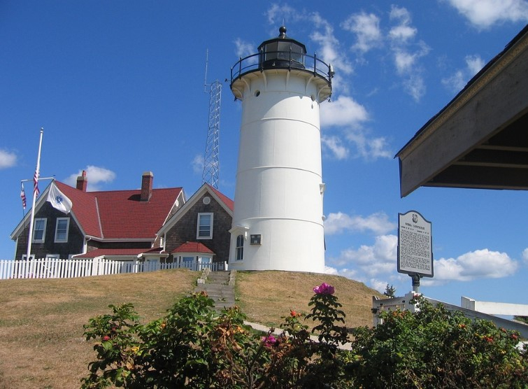 lighthouse in cape cod